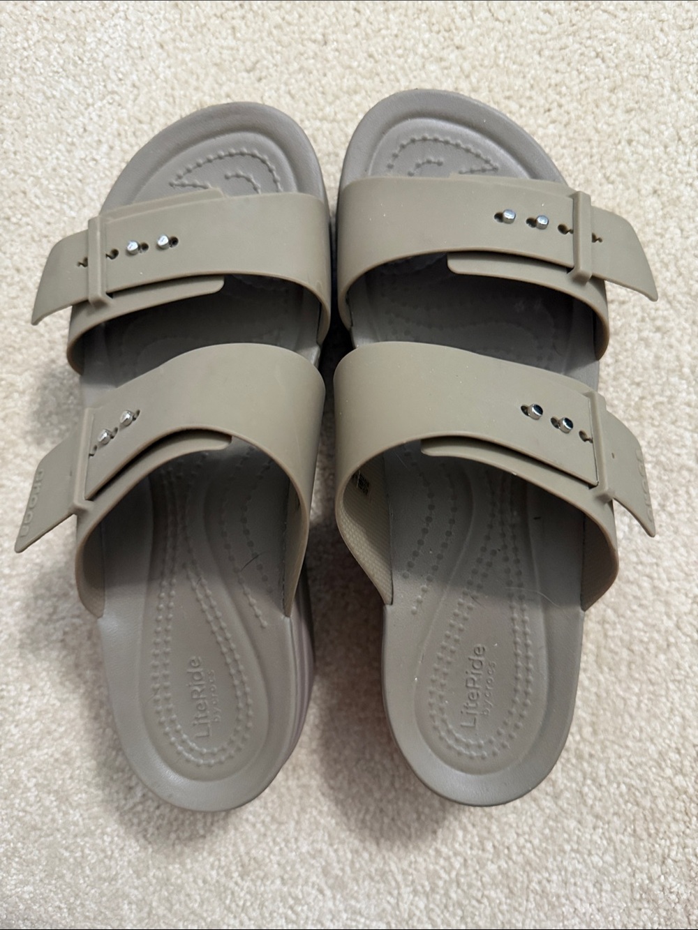 CROCS Brooklyn Buckle Low Wedge Sandal